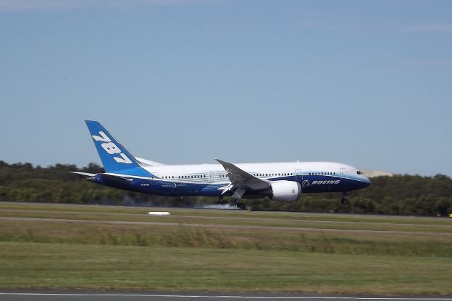 Boeing 787-8 (N787BX) - Boeing 787 performing a s BOE787 arrives at Brisbane on Saturday may 26th at 1200 AEST for promotional visit.