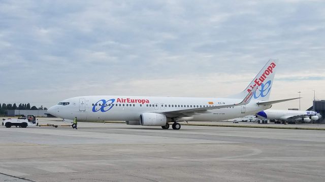 Boeing 737-700 (EC-III)