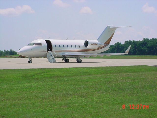 Canadair Challenger (N486BG) - Parked on ramp 7/8/09