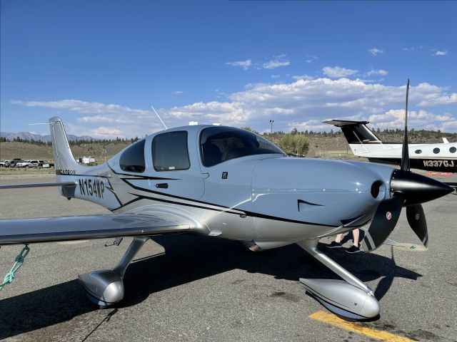 Cirrus SR22 Turbo (N154WP)