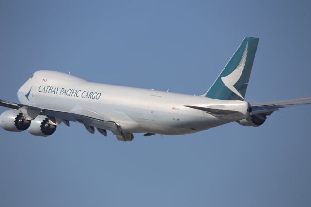 BOEING 747-8 (B-LJN)