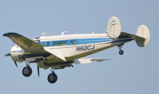 Beechcraft 18 (N62CJ)