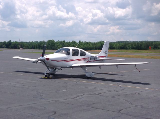 Cirrus SR-22 (N777WX)