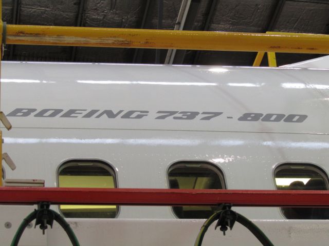 Boeing 737-800 (VH-VUV)
