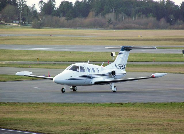 Eclipse 500 (N170EA)