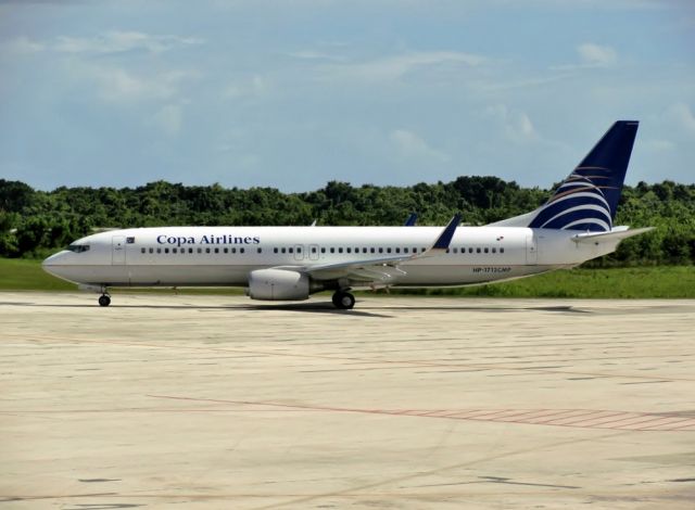 Boeing 737-800 (HP-1712CMP)