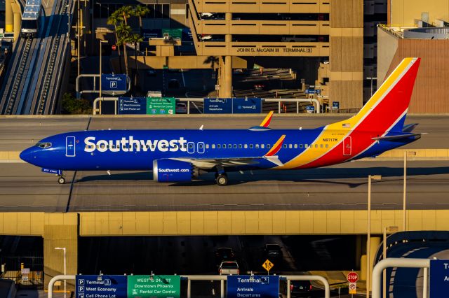 Boeing 737 MAX 8 (N8717M) - Southwest Airlines 737 MAX 8 taxiing at PHX on 11/13/22. Taken on a Canon R7 and Tamron 70-200 G2 lens.