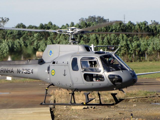 Eurocopter AS-350 AStar (N7054) - Helibras UH-12 Esquilo (HB-350B) (cn 1148/HB1007) Marinha do Brasil - Criciúma - Forquilhinha (CCM / SBCM), Brazil