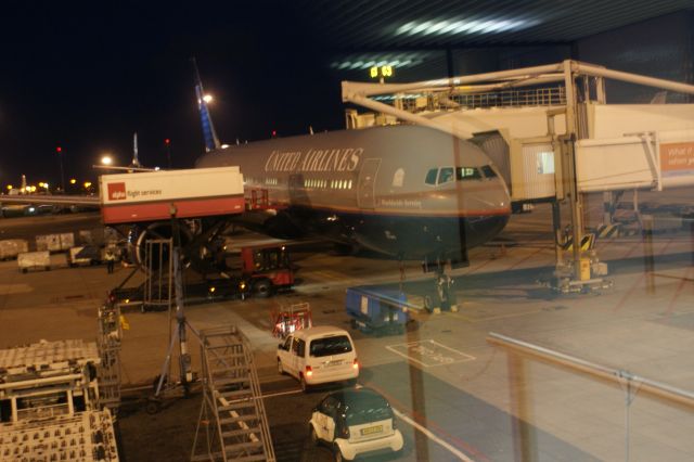BOEING 767-200 — - Amsterdam Schiphol