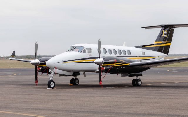 Beechcraft Super King Air 300 (N350JR)