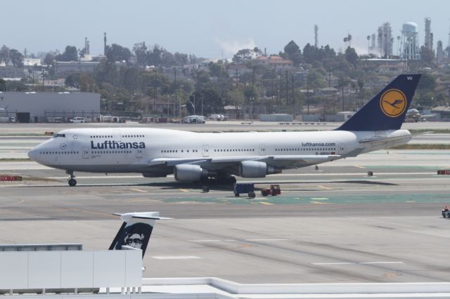 Boeing 747-400 (D-ABVU)