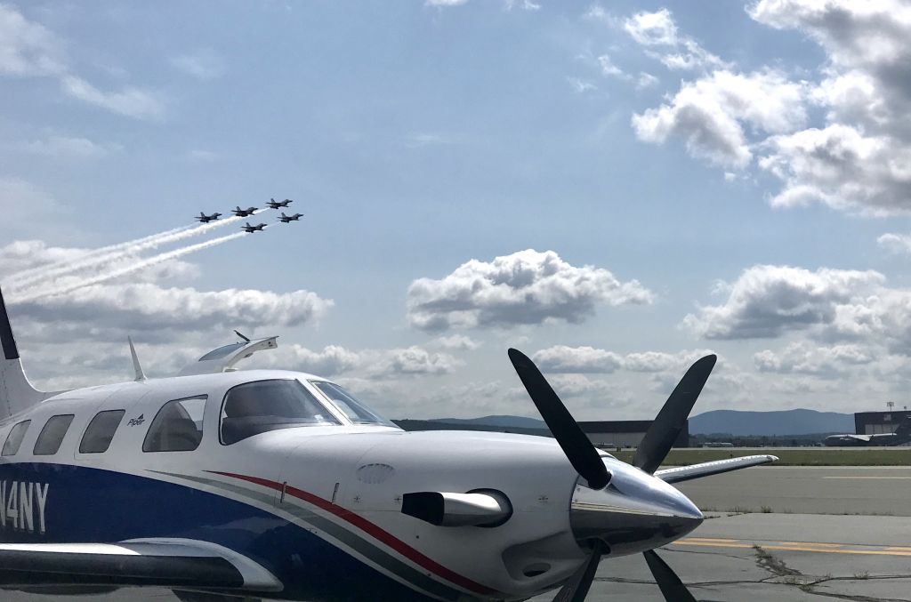 Piper Malibu Mirage (N4NY) - Blue Angels doing Fly-by over N4NY