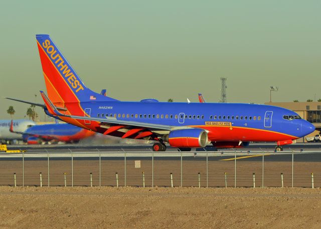 Boeing 737-700 (N462WN)