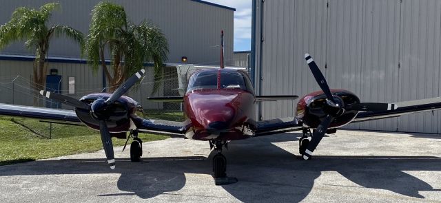 Piper Seneca (N8156K)