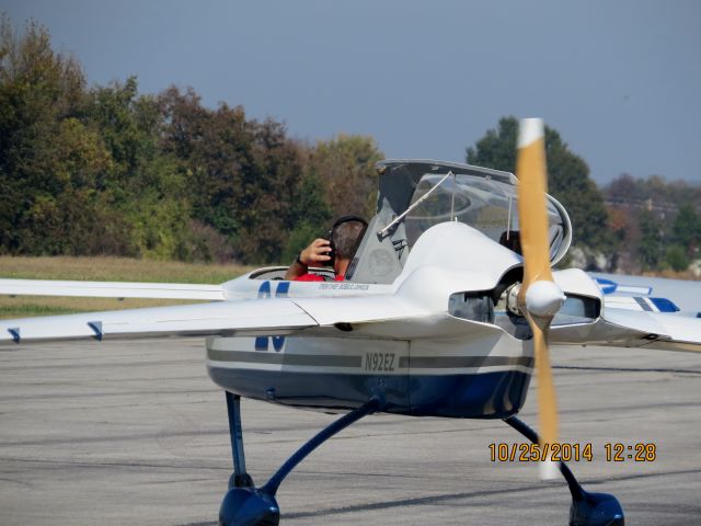 Mooney M-20 (N92EZ)