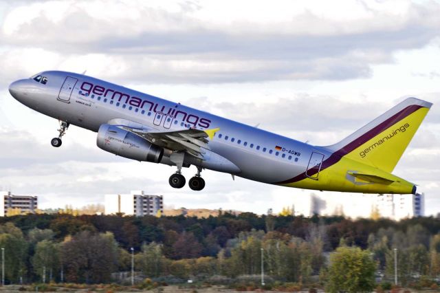 Airbus A319 (D-AGWB)