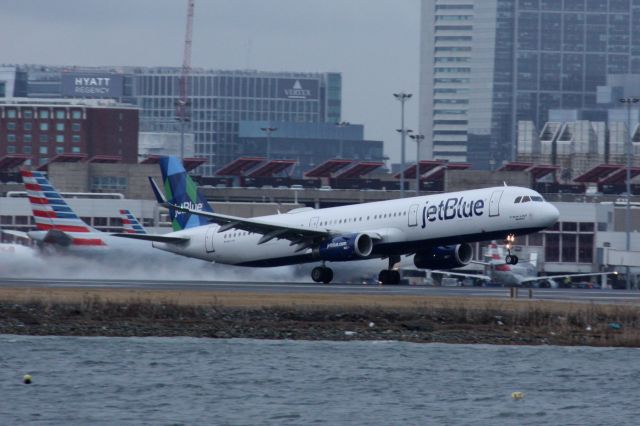 Airbus A321 (N937JB)