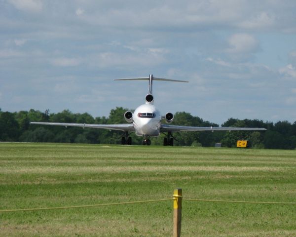 Boeing 727-100 —