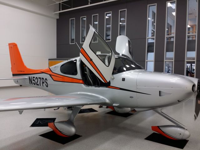 Cirrus SR-22 (N527PS) - Ready to go