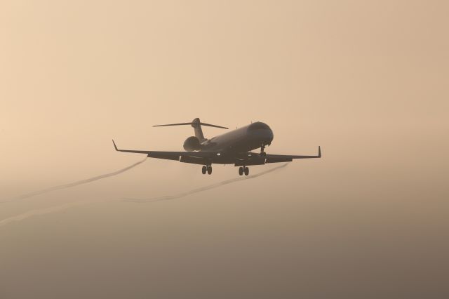 Canadair Regional Jet CRJ-700 (N794SK)