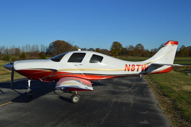 Lancair Lancair 4 (N8TW) - Just finished at the paint shop.