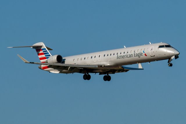 Canadair Regional Jet CRJ-900 (N947LR) - 5/6/2020