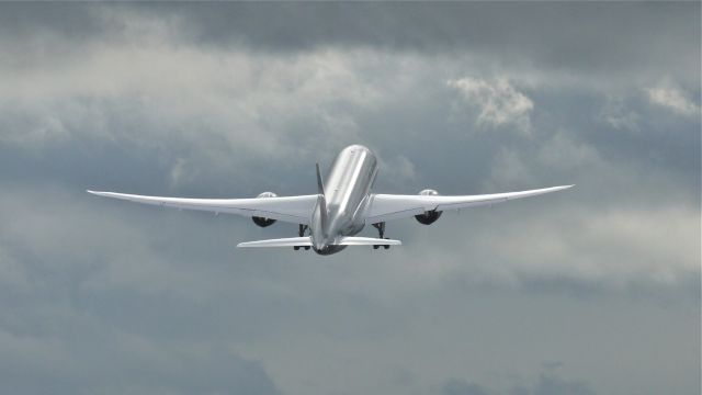 Boeing 787-8 (A7-BCA) - BOE460 climbs from runway 16R to begin a flight test on 11/4/12. (LN:57 c/n 38319).