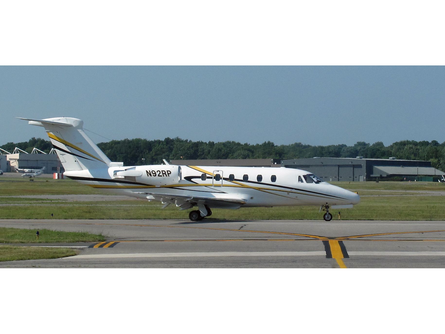 Cessna Citation III (N92RP) - Taxiing for departure RW34.