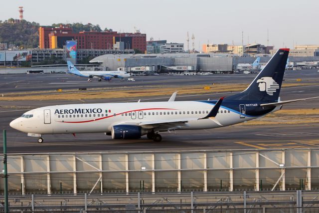 Boeing 737-800 (N377AR) - AeroMexico / Boeing 737-86J - MSN 37753 / N377AR / MMMX 04/2019