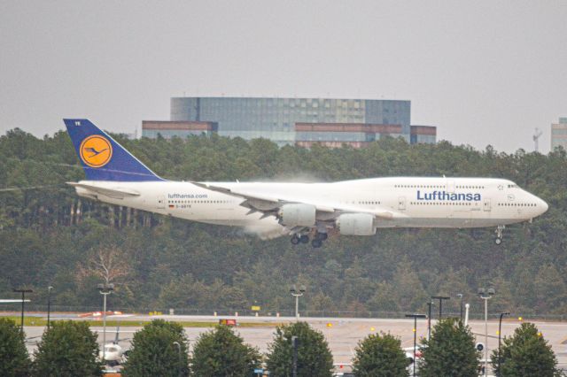 BOEING 747-8 (D-ABYK)
