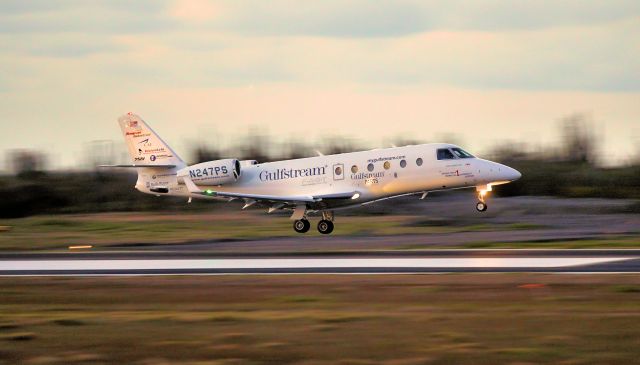 IAI Gulfstream G150 (N247PS) - N247Ps departing Hato international airport.