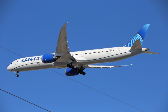 BOEING 787-10 Dreamliner (N12010)