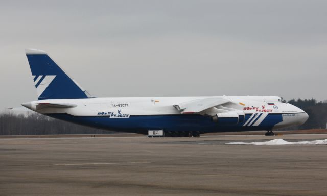 Antonov An-124 Ruslan (RA-82077)