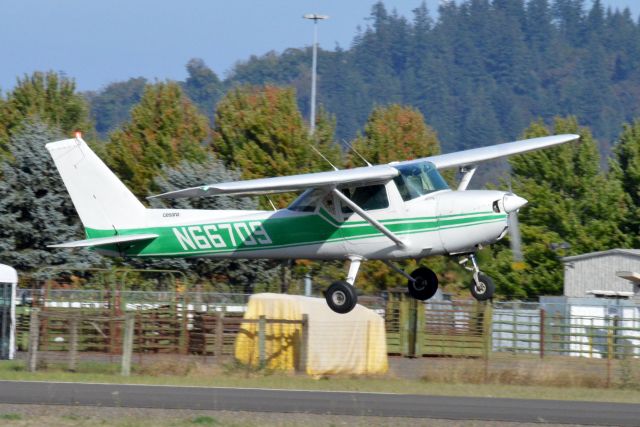 Cessna Commuter (N66709) - Airborne off 16 for some local pattern work at Albany (S12).