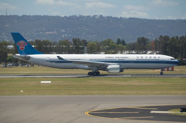 Airbus A330-300 (B-8360)