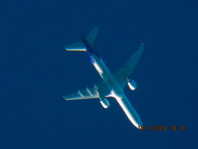 Boeing 757-200 (N995FD)