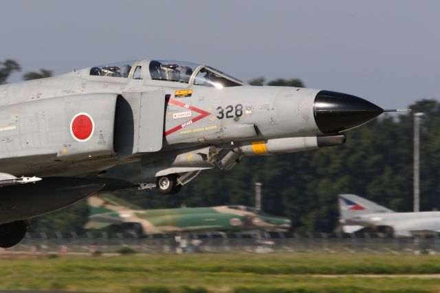 McDonnell Douglas F-4 Phantom 2 (47-8328) - Take off RW03R at Hyakuri Airbase.