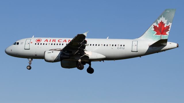 Airbus A319 (C-FYJI)