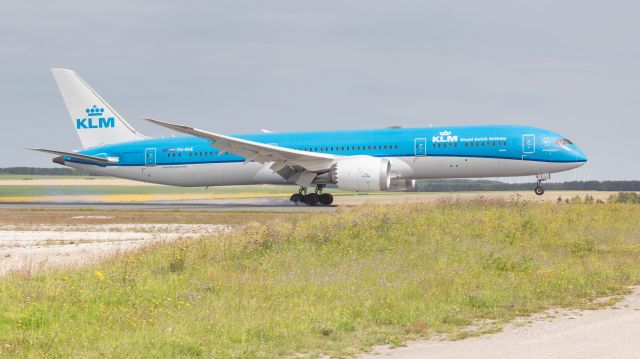 Boeing 787-8 (PH-BHE)