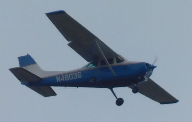 Cessna Skyhawk (N4803G) - Over Corvallis, Oregon on 31st October 2017.