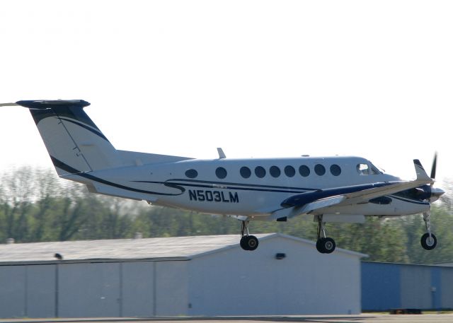 Beechcraft Super King Air 300 (N503LM) - At Downtown Shreveport.