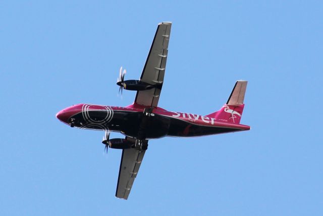 Aerospatiale ATR-42-600 (N402SV) - Wheels down, making final approach to Orlando International. MCObr /Clear skies, runway in sight.