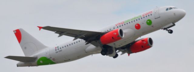 Airbus A319 (XA-VAG)