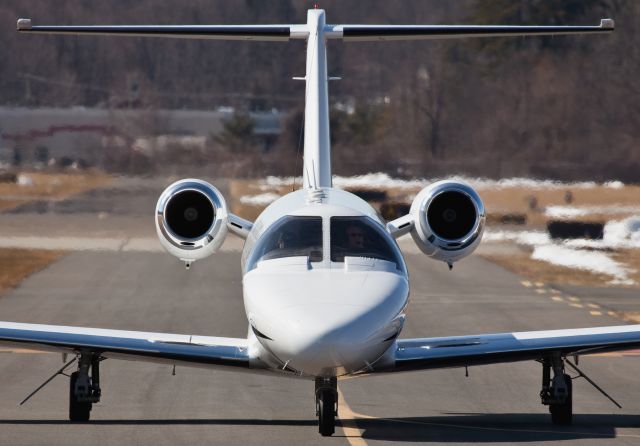 Cessna Citation CJ2+ (N6ZE) - Aircraft refuelled at RELIANT AIR - the lowest price on the Danbury (KDXR) airport!