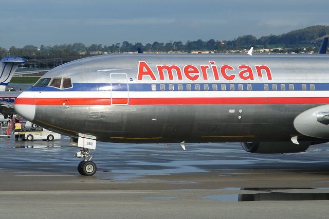 BOEING 767-300 (N383AN)