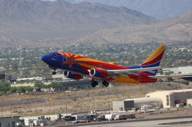 Boeing 737-700 (N955WN)