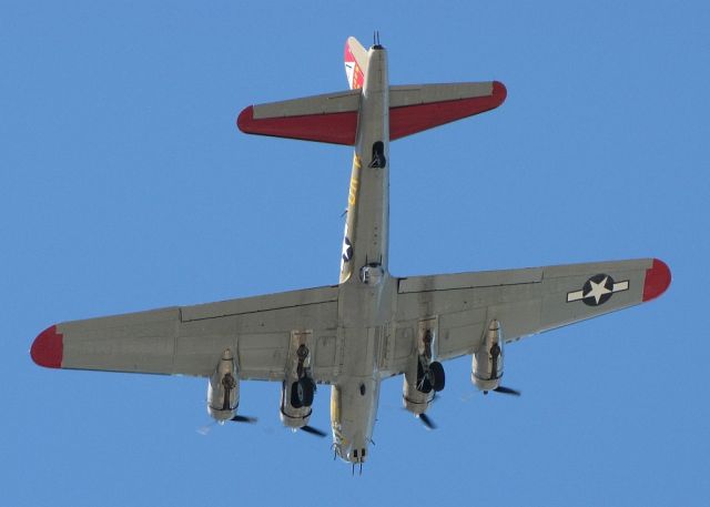 Boeing B-17 Flying Fortress (N93012)