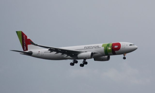 Airbus A330-200 (CS-TOS) - Inaugural arrival of TAP back to Boston Logan! This would mark the first time the airline has served BOS in about 20 years when they used to operate A310s. 