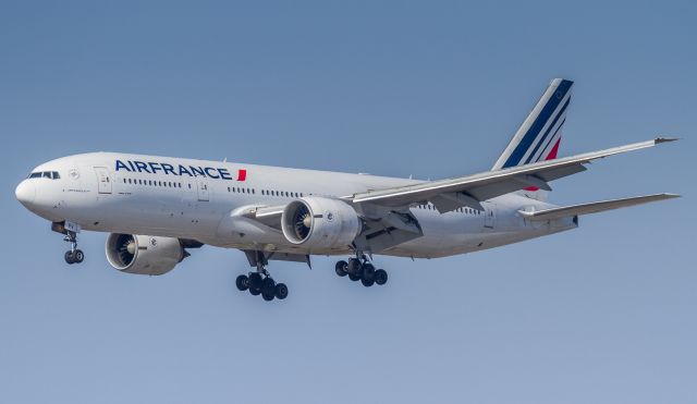 Boeing 777-200 (F-GSPV)
