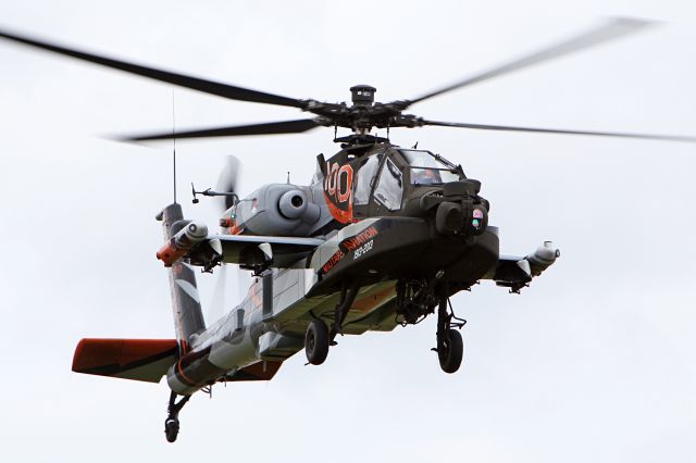 Boeing Longbow Apache (Q17) - SORRY, FORGOT THE INFORMATION. Corrected at dec 2nd 2014. 